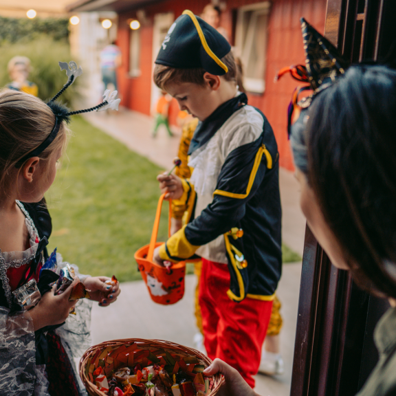 FUA Halloween Safety Tips Image