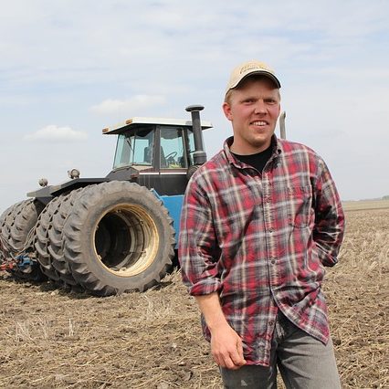 farmer-826912_640 farmer-826912_640